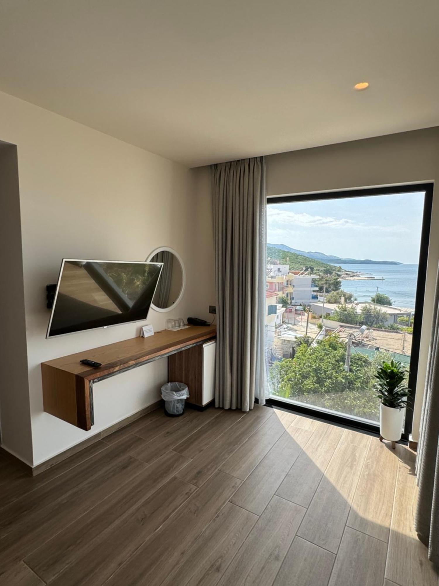 Hotel Utopia Ksamil Exteriér fotografie