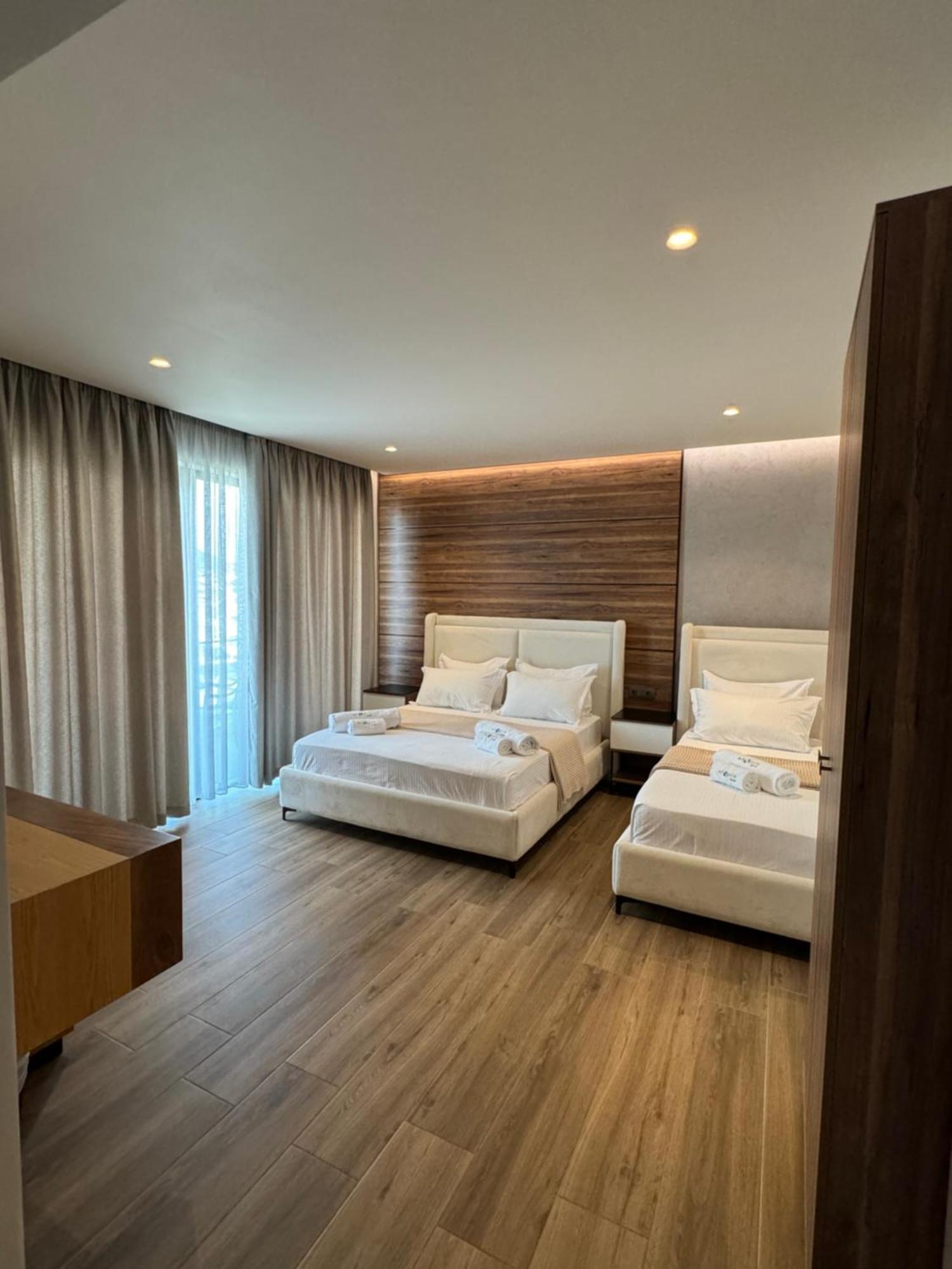 Hotel Utopia Ksamil Exteriér fotografie